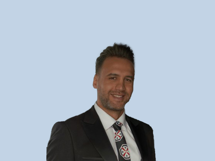 محسن طاووسی